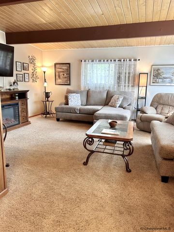 1414 SANDERS, Laramie, WY 82070
