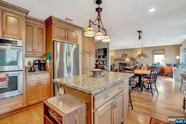 237 Cedar Lane, River Vale, NJ 07675