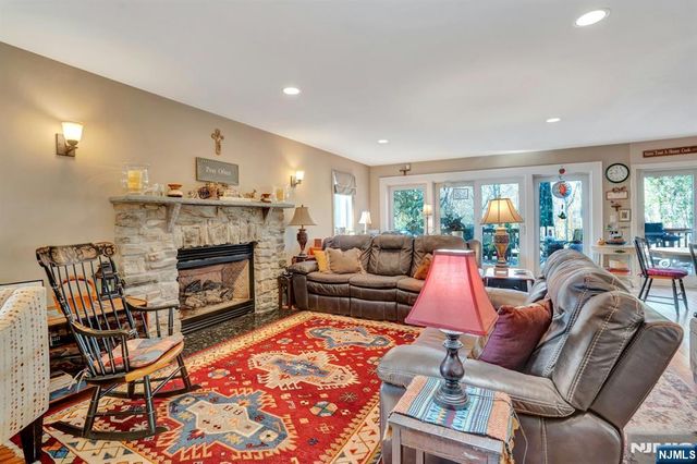 237 Cedar Lane, River Vale, NJ 07675