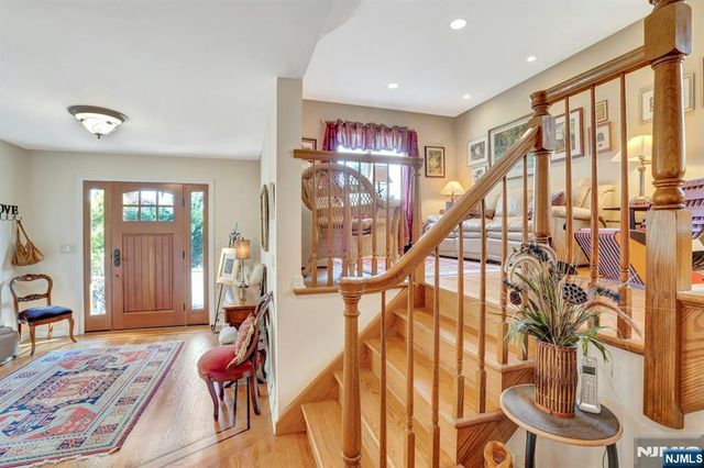 237 Cedar Lane, River Vale, NJ 07675