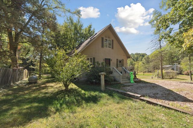 7272 Huff Road, Bellevue, MI 49021