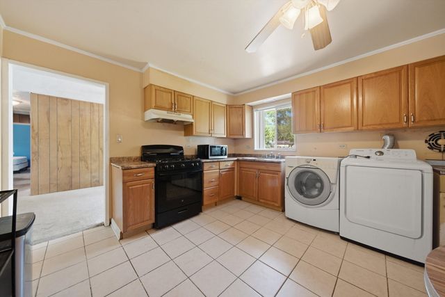 22205 Central Park Avenue, Park Forest, IL 60466