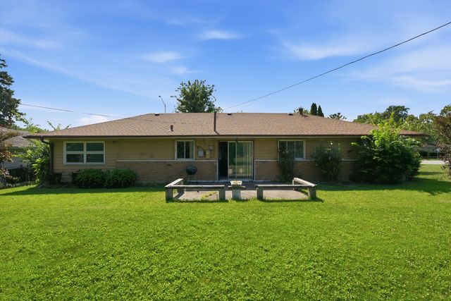 22205 Central Park Avenue, Park Forest, IL 60466