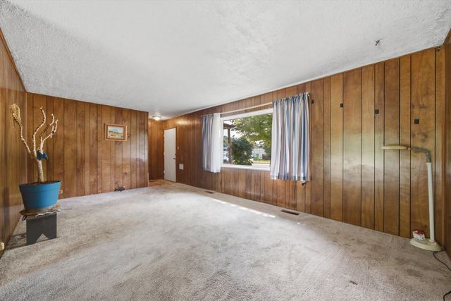 22205 Central Park Avenue, Park Forest, IL 60466