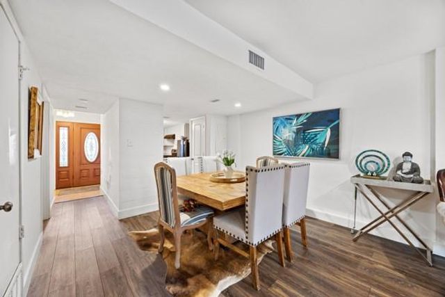 1255 Blalock Road 9, Houston, TX 77055