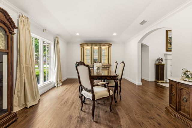 7043 Prestonshire Lane, Dallas, TX 75225