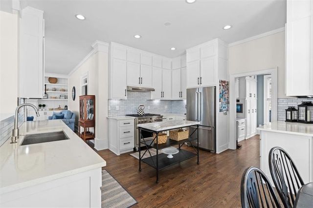 300 Waterfront Park Lane, Dawsonville, GA 30534