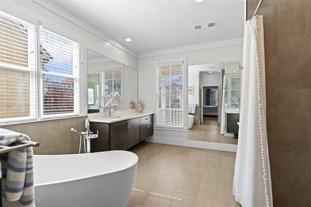 300 Waterfront Park Lane, Dawsonville, GA 30534