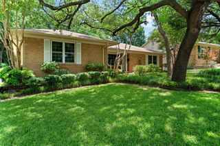 7022 Kingsbury Drive, Dallas, TX 75231