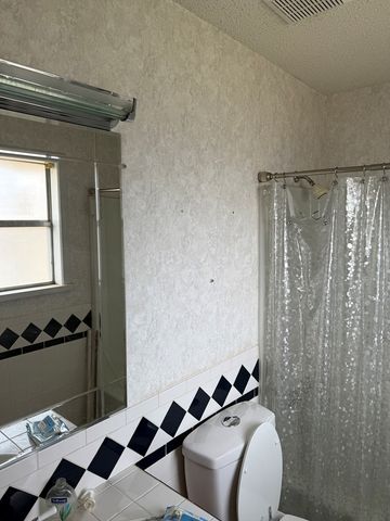 1612 W 20th St, Odessa, TX 79763