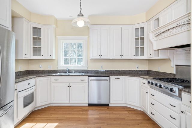 3725 Nichols Road, Kalamazoo, MI 49004