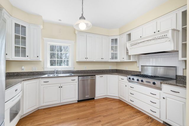 3725 Nichols Road, Kalamazoo, MI 49004