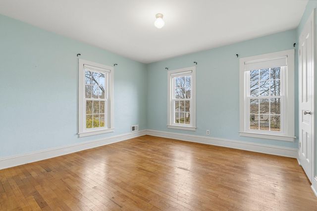 3725 Nichols Road, Kalamazoo, MI 49004