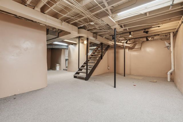 3725 Nichols Road, Kalamazoo, MI 49004