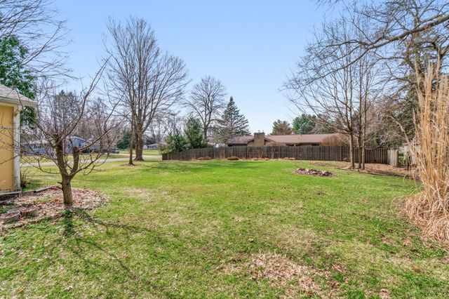 3725 Nichols Road, Kalamazoo, MI 49004