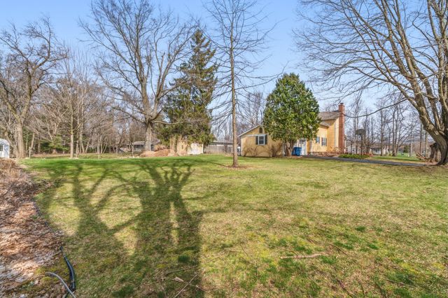 3725 Nichols Road, Kalamazoo, MI 49004