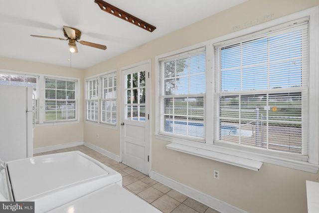 351 BELVEDERE DR, Charles Town, WV 25414