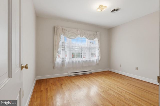 351 BELVEDERE DR, Charles Town, WV 25414