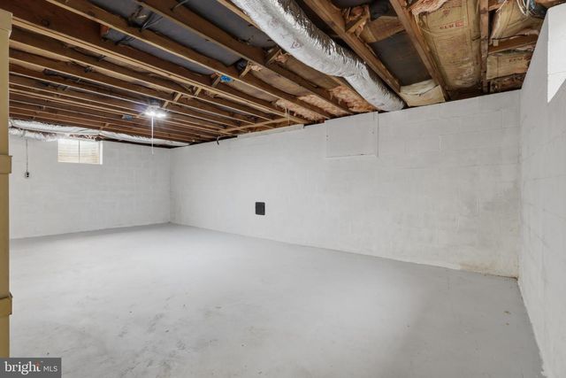 351 BELVEDERE DR, Charles Town, WV 25414