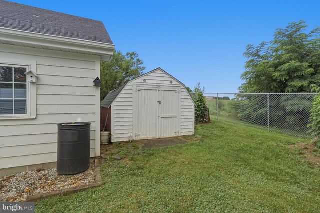 351 BELVEDERE DR, Charles Town, WV 25414