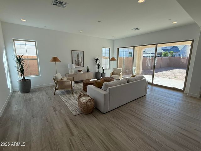 1173 E Palm Beach Drive, Chandler, AZ 85249