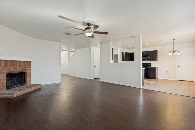 1030 April Showers Lane, Lancaster, TX 75134