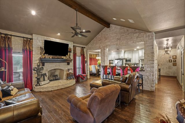 347 VZ County Road 3108, Edgewood, TX 75117