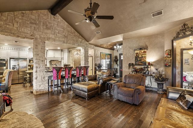 347 VZ County Road 3108, Edgewood, TX 75117