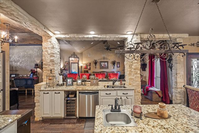 347 VZ County Road 3108, Edgewood, TX 75117
