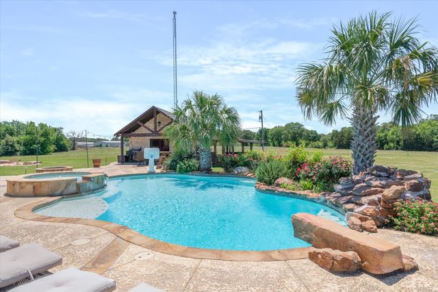 347 VZ County Road 3108, Edgewood, TX 75117