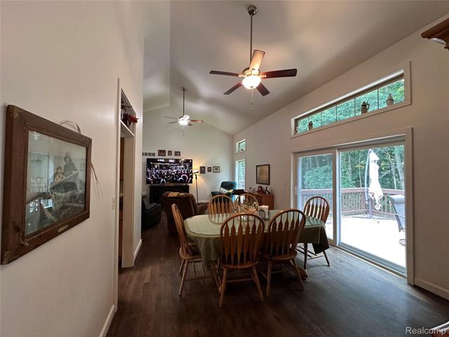 5435 Snow Den Trail, Columbiaville Village, MI 48421