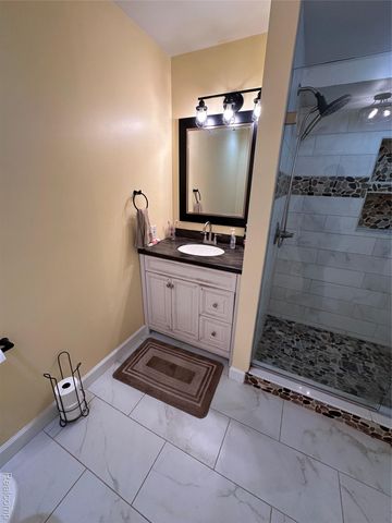 5435 Snow Den Trail, Columbiaville Village, MI 48421