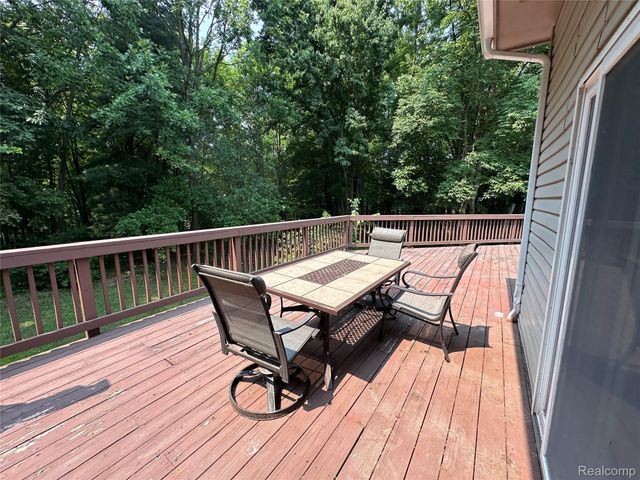 5435 Snow Den Trail, Columbiaville Village, MI 48421