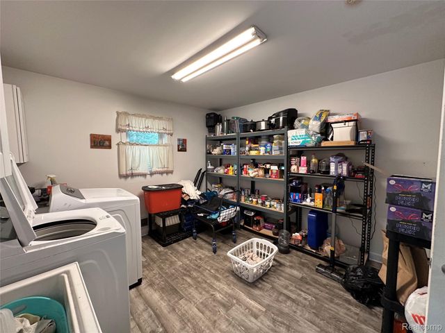 5435 Snow Den Trail, Columbiaville Village, MI 48421