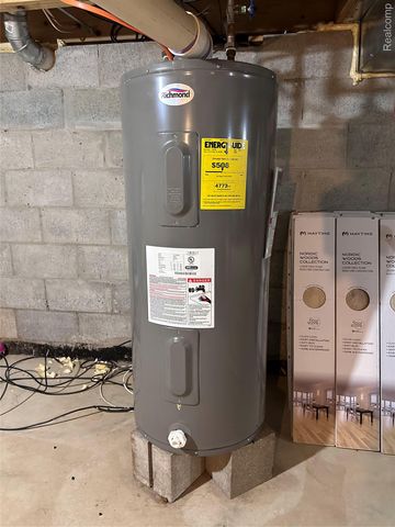 5435 Snow Den Trail, Columbiaville Village, MI 48421