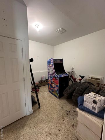 5435 Snow Den Trail, Columbiaville Village, MI 48421