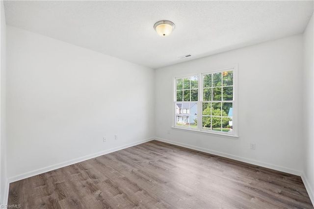 1105 Deerfield Drive, Reidsville, NC 27320