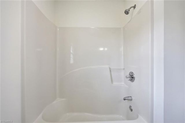 1105 Deerfield Drive, Reidsville, NC 27320