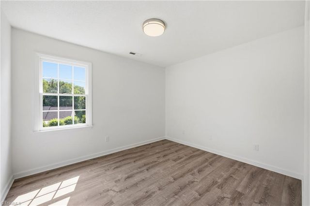 1105 Deerfield Drive, Reidsville, NC 27320