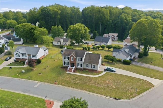 1105 Deerfield Drive, Reidsville, NC 27320
