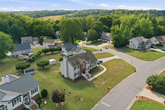 1105 Deerfield Drive, Reidsville, NC 27320