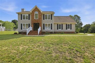 1105 Deerfield Drive, Reidsville, NC 27320