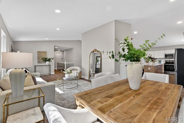 847 Palm Bay Drive, Ellisville, MO 63021