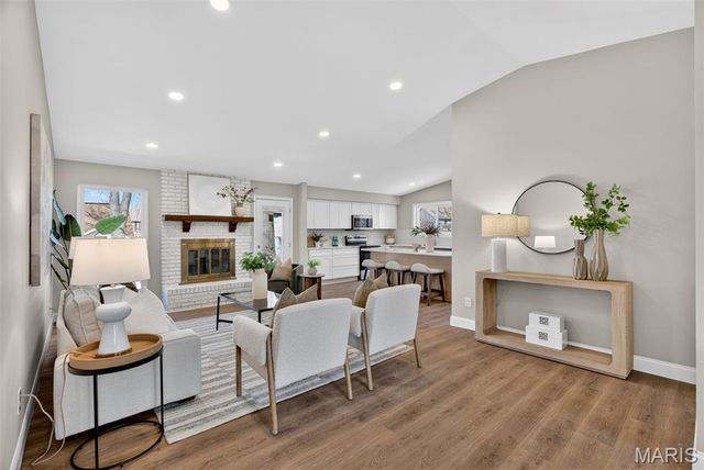 847 Palm Bay Drive, Ellisville, MO 63021