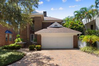 2706 CHAMBRAY LANE, Tampa, FL 33611