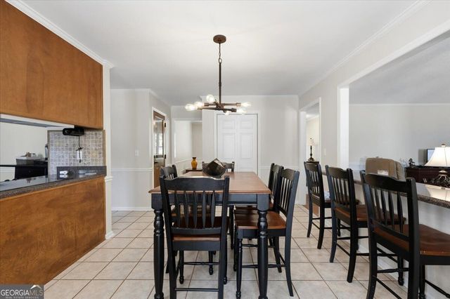 5817 Huddersfield Road, Macon, GA 31210