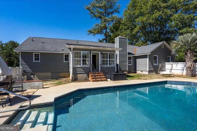 5817 Huddersfield Road, Macon, GA 31210
