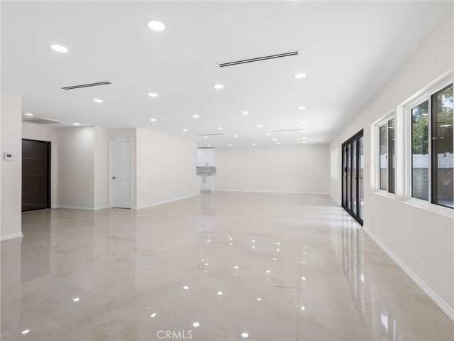 15951 Bahama, North Hills, CA 91343