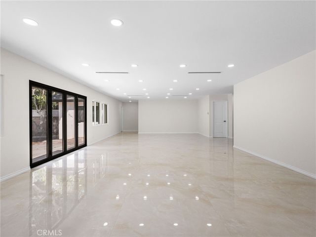 15951 Bahama, North Hills, CA 91343