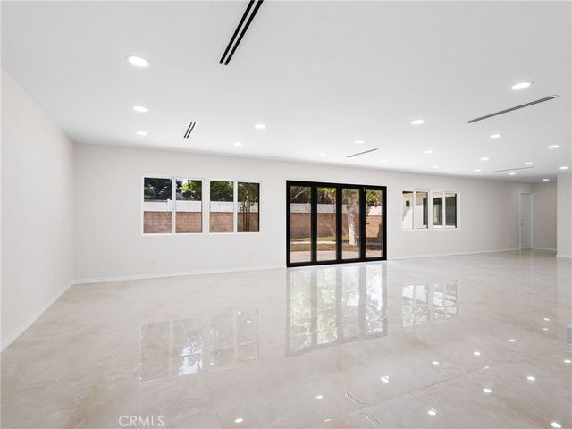 15951 Bahama, North Hills, CA 91343